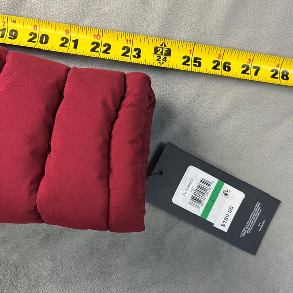 NWT Tommy Hilfiger Women's Hooded Puffer coat Burgundy Size Large - Picture 6 of 8